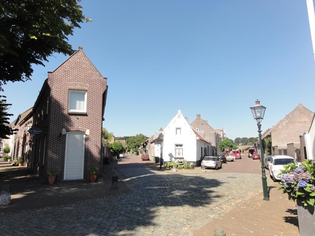 B&B Appartementen Engelenhof Stevensweert Экстерьер фото